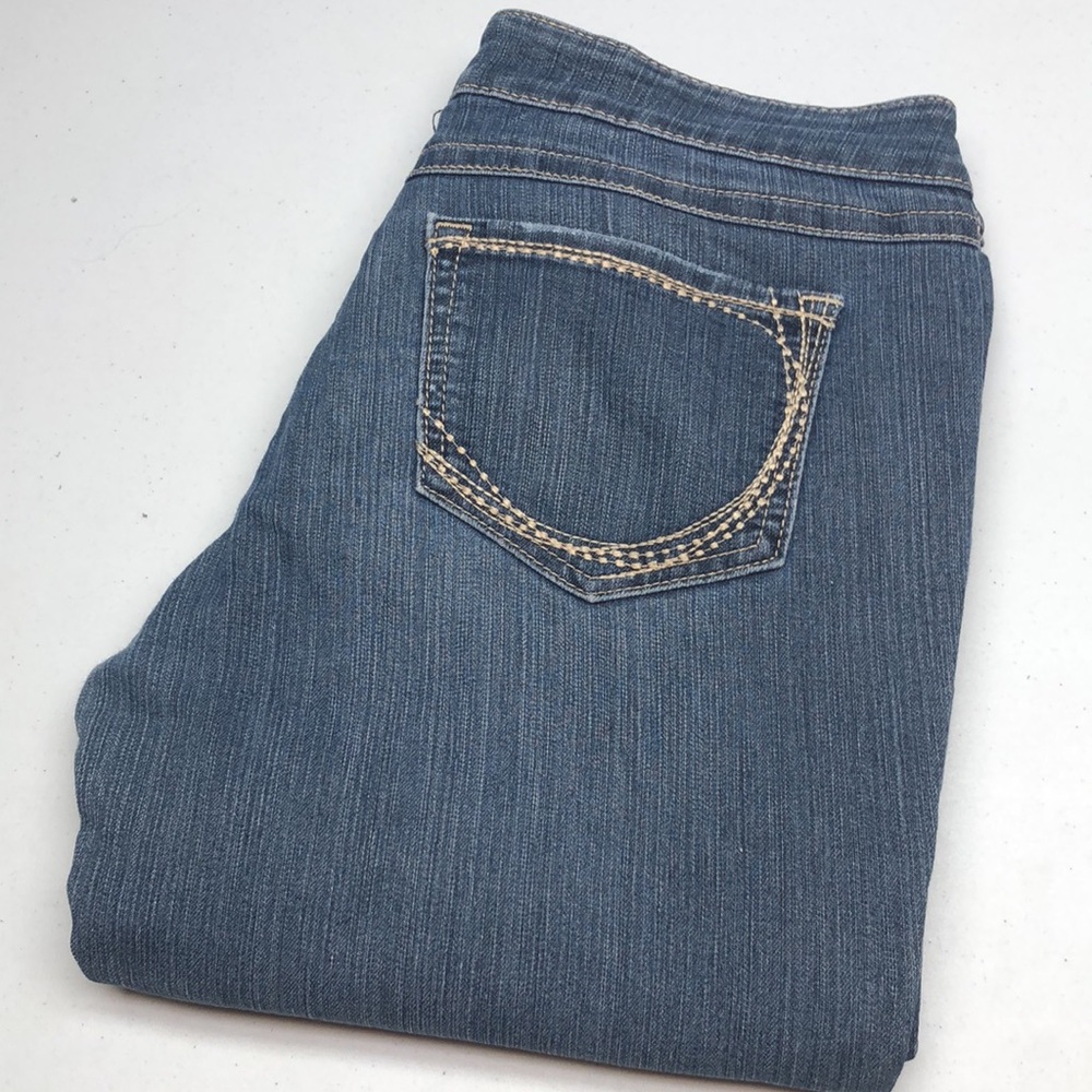 LIKE NEW VINTAGE BRODY MIDRISE FLARE BOOT JEANS 28x36 โญ๏ธ